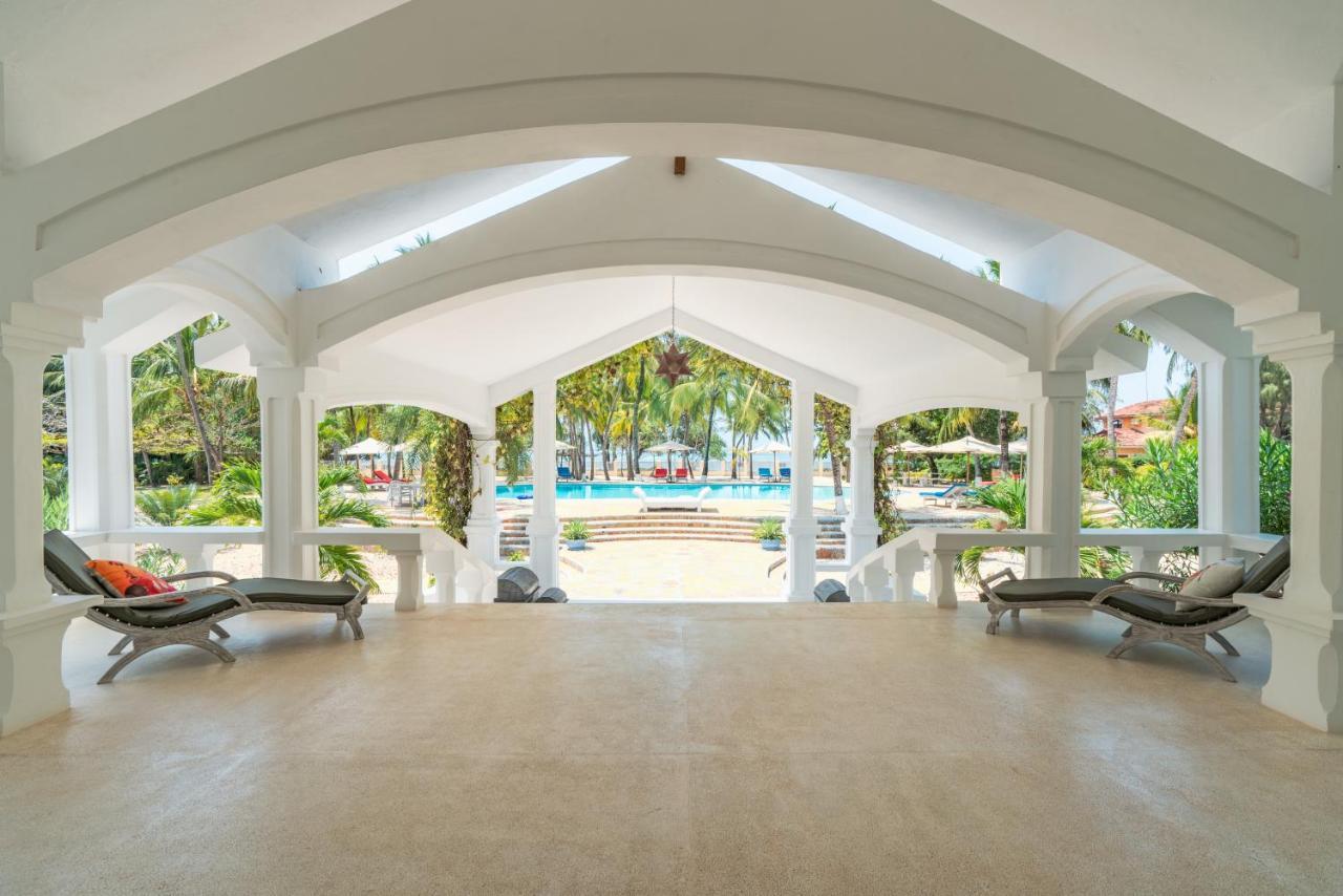 Zumzum Beach House Bed & Breakfast Kinondo Exterior photo